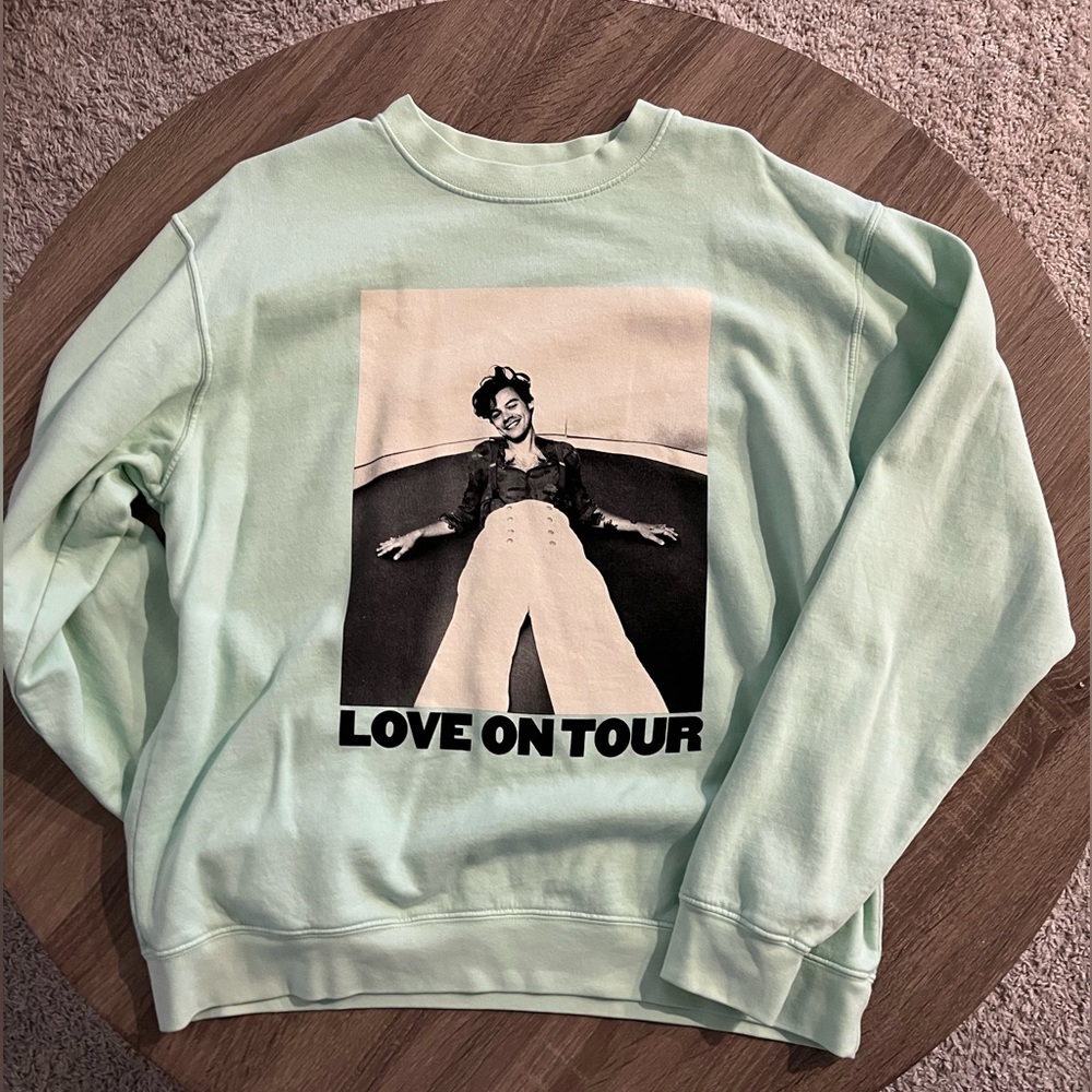 HSLOT Harry Style Love on Tour Crewneck